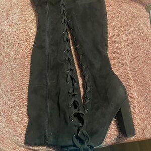 Guess tie up heel